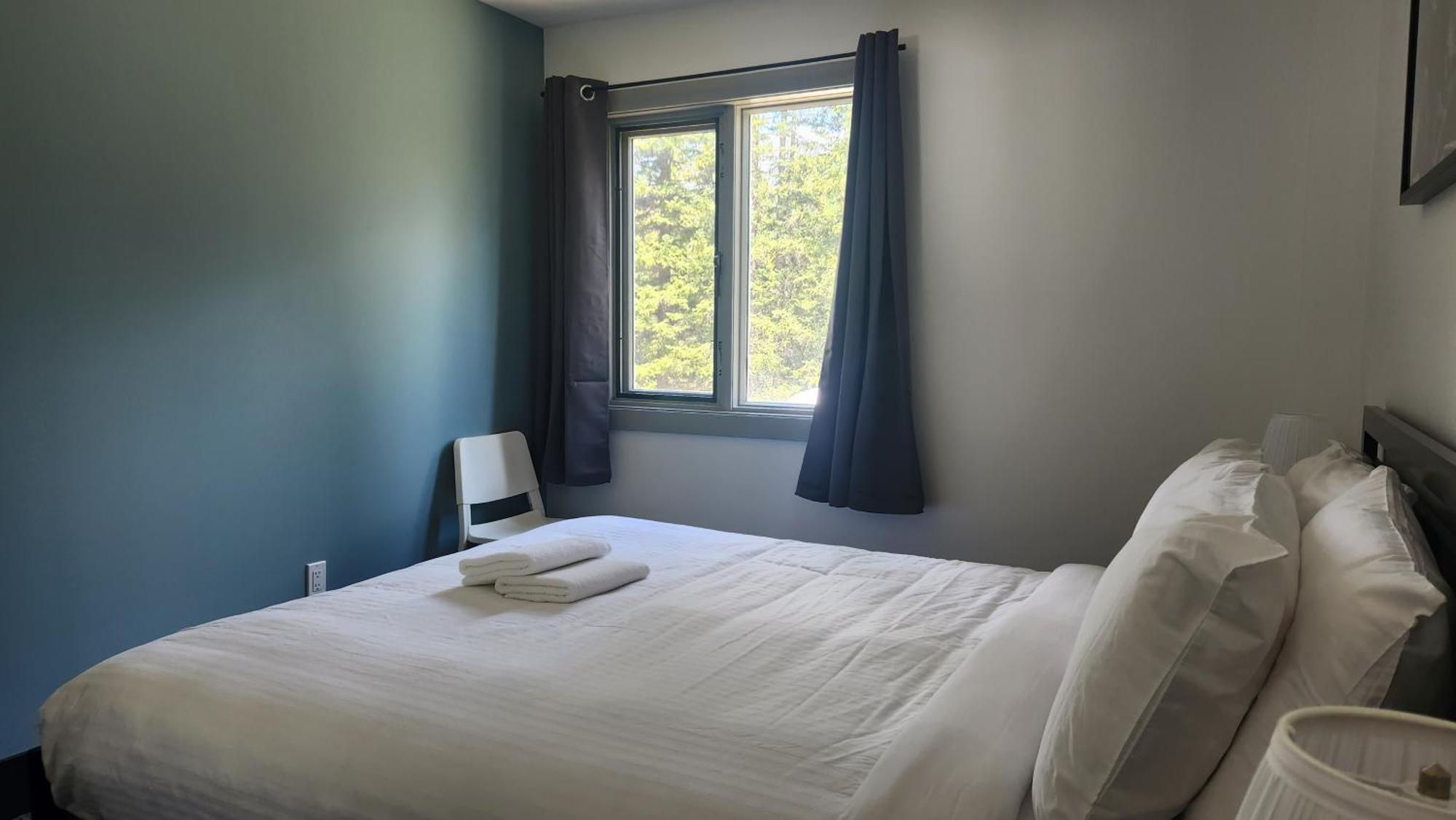 Hi Lake Louise Alpine Centre - Hostel Экстерьер фото