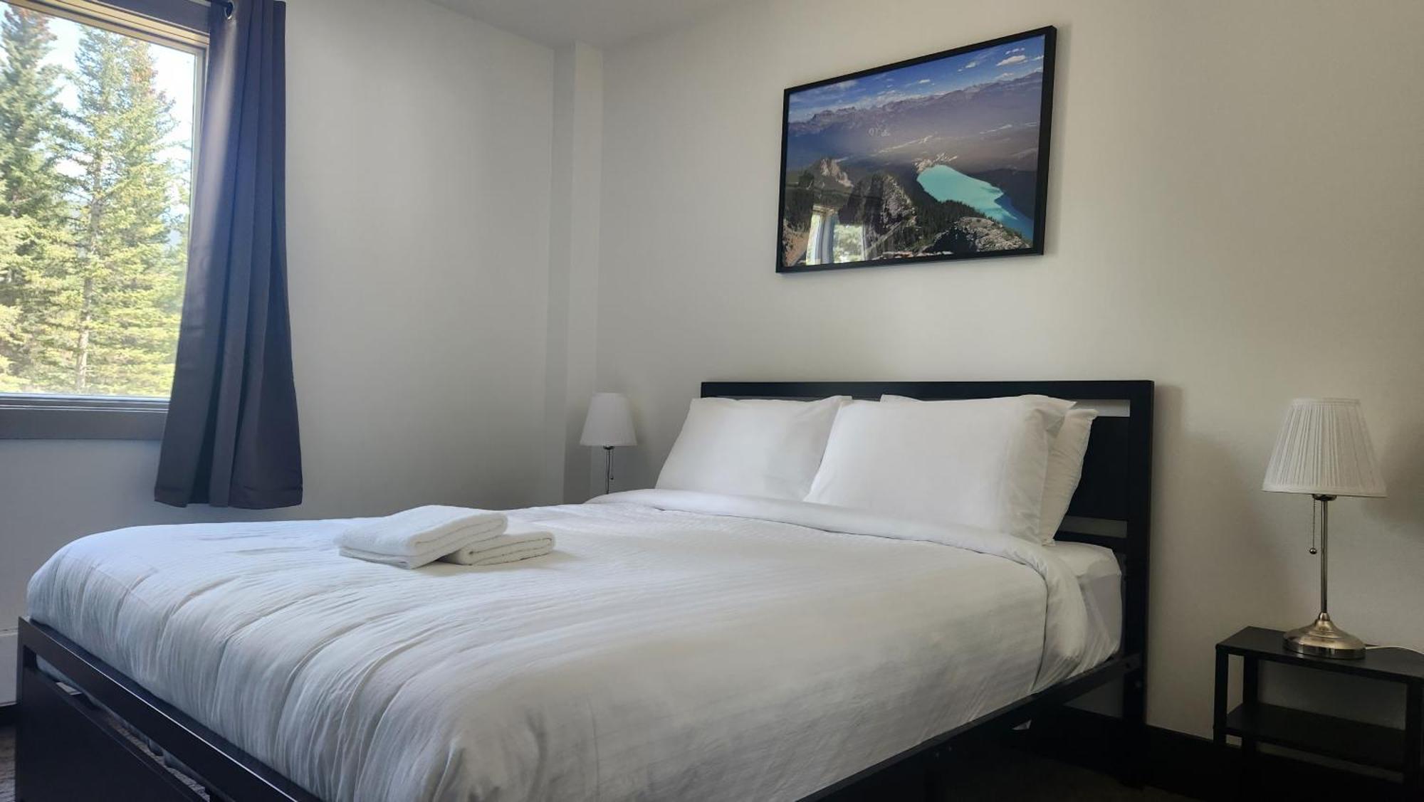 Hi Lake Louise Alpine Centre - Hostel Экстерьер фото
