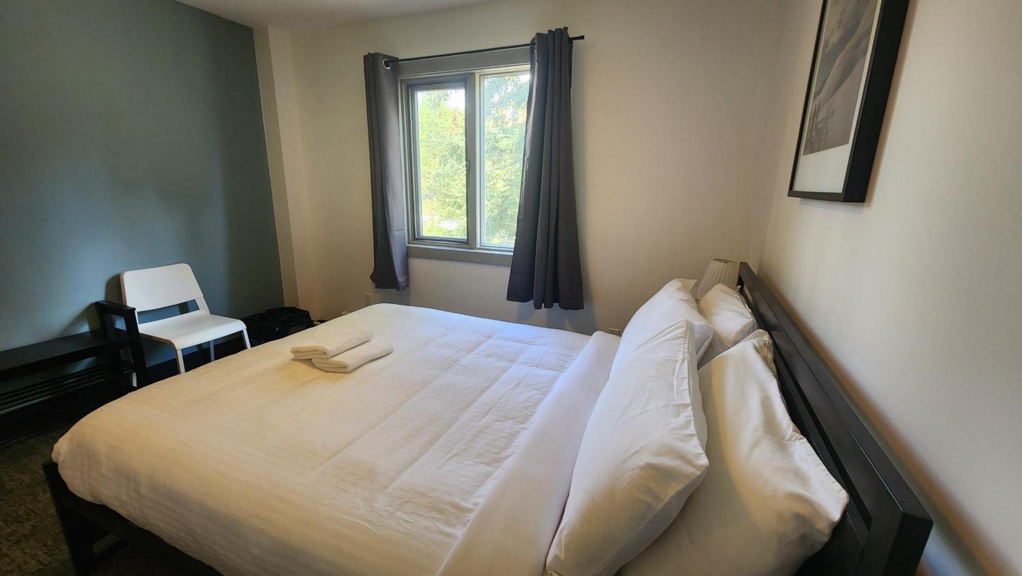 Hi Lake Louise Alpine Centre - Hostel Экстерьер фото