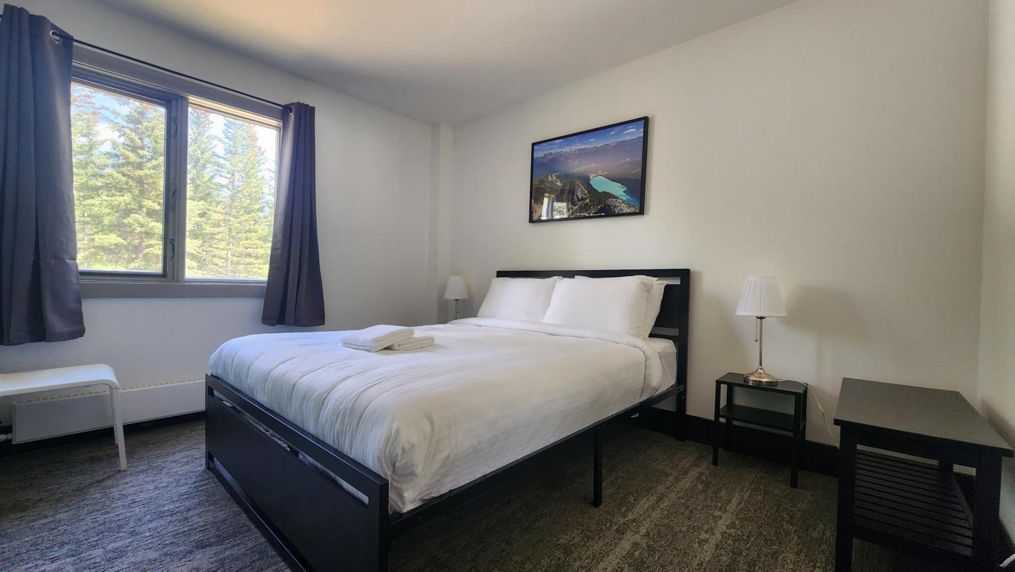 Hi Lake Louise Alpine Centre - Hostel Экстерьер фото