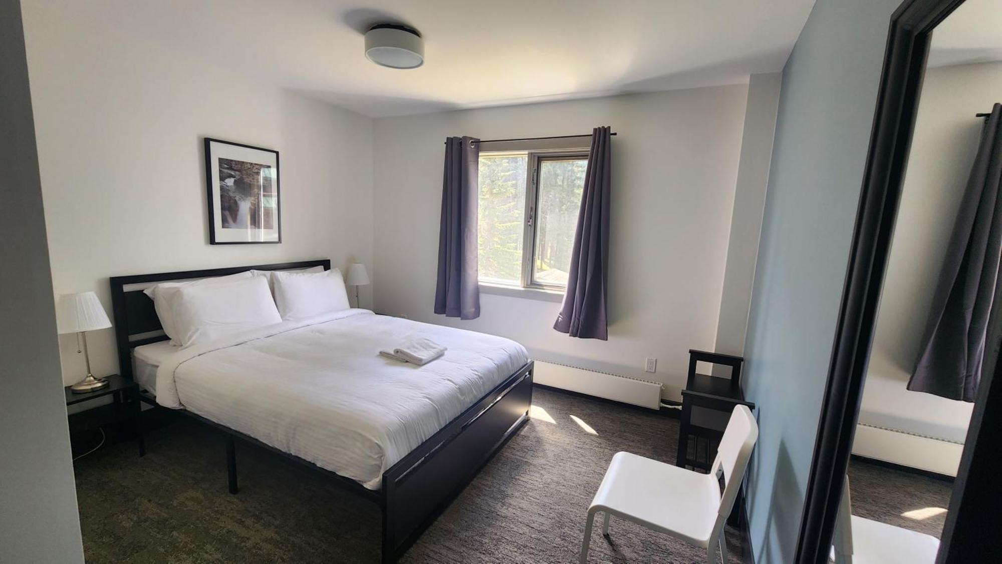 Hi Lake Louise Alpine Centre - Hostel Экстерьер фото